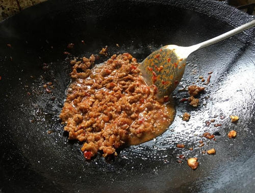 在家怎么做出饭店里边正宗的鱼香茄子