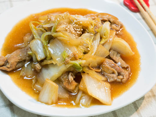 浓稠软嫩的大白菜烧五花肉做法图解