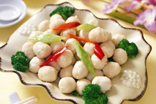 外滑里鲜还补钙毫无腥味的鱼丸子的做法