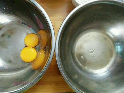 柔软细腻不开裂，简单无难度的杯子蛋糕的做法