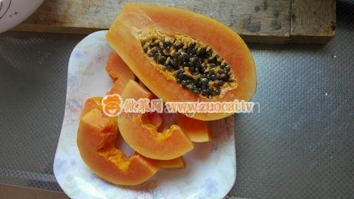 做法简单，美味可口，营养丰富的卡通兔咖喱牛肉饭