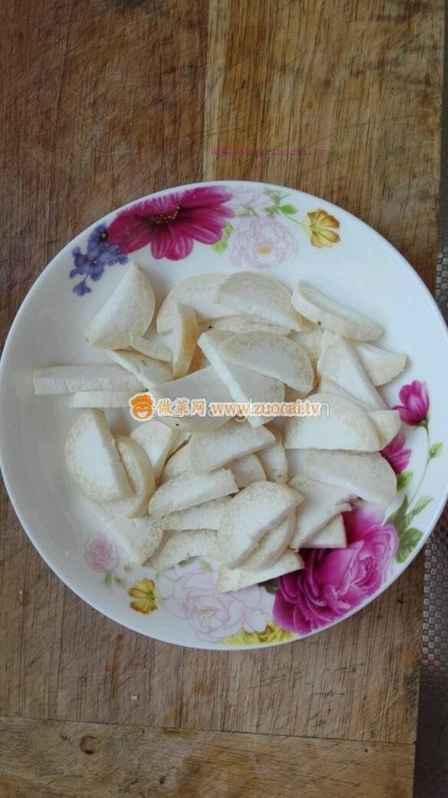 做法简单，美味可口，营养丰富的卡通兔咖喱牛肉饭