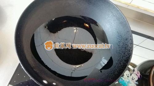 做法简单，美味可口，营养丰富的卡通兔咖喱牛肉饭