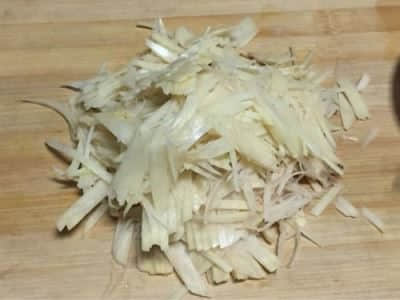 洋芋擦擦怎么做更好吃  美味的家常菜洋芋擦擦的做法介绍