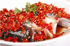 鲜香入味，越吃越上瘾，简单美味的剁椒鱼头做法详解