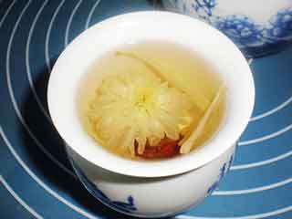 冬天体寒女性不宜的食物 体寒女性平常要注意的饮食 冬天体寒女性不宜的食物 体寒女性平常要注意的饮食