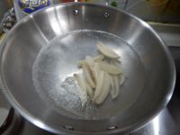 茄汁五花肉藕卷的做法步骤3