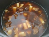 牛肉炖山药的做法步骤8