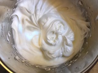 牛奶之恋《云朵香草冰淇淋》【冷饮】,蛋白完全打发!