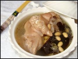 黄豆海带猪脚汤 黄豆海带猪脚汤