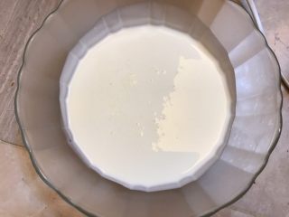 牛奶之恋《云朵香草冰淇淋》【冷饮】,打发奶油,我用雀巢!