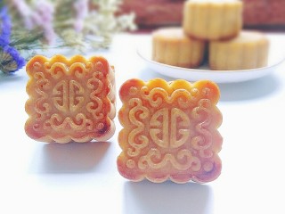 蔓越莓绿豆馅月饼(内附馅料做法),成品图!