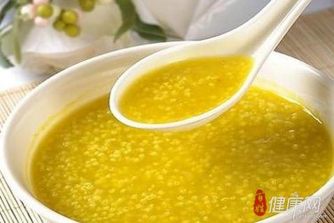 宝宝腹泻时吃哪些食物好呢(宝宝腹泻吃哪个菌株比较好)