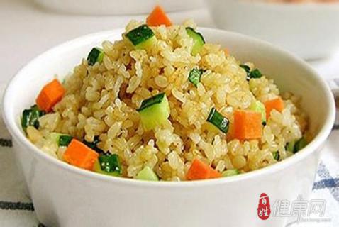 宝宝秋冬季唇裂该怎么办