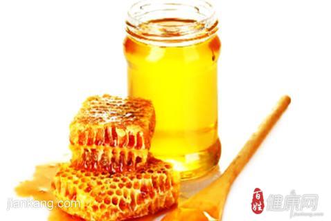小儿结核病的饮食应注意什么呢_小儿结核病的用药应该____,____,____,____