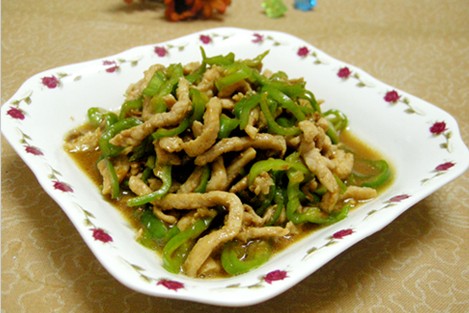 青椒炒牛肉丝的做法