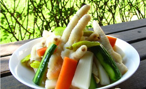 风味开胃菜——姜香泡椒凤爪(开胃菜有哪些怎么做)