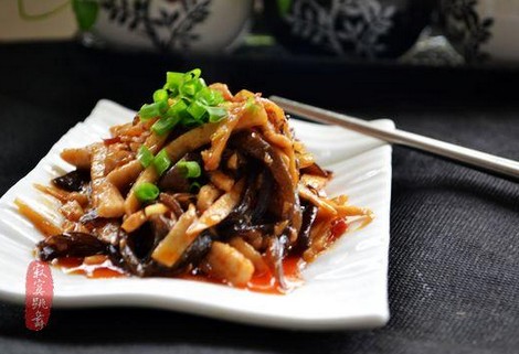 滑菜的做法视频