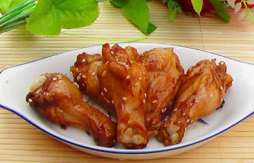 微波炉烤鸡翅会爆炸吗