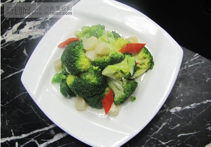 干贝拌西兰花