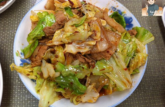 卷心菜炒肉的做法[有图]