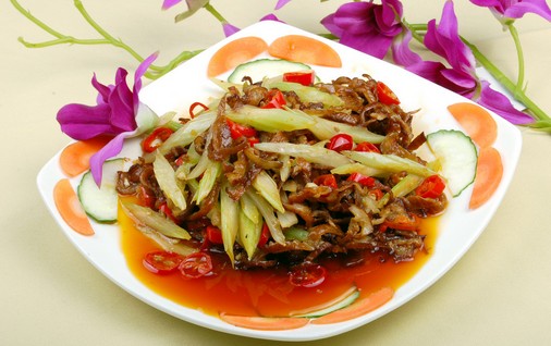 芹菜炒腊肉