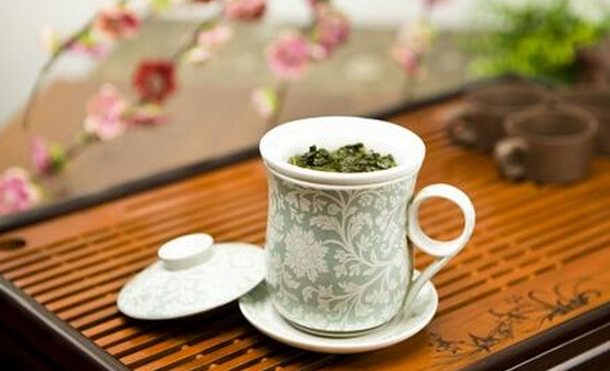 用滚水泡茶好吗?