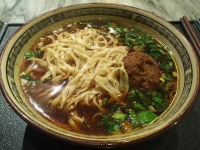 让人赞不绝口好吃到停下来的锅盖面的做法