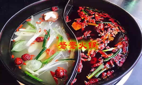 麻辣鲜香，鲜醇浓厚，各有特色的鸳鸯火锅怎么做