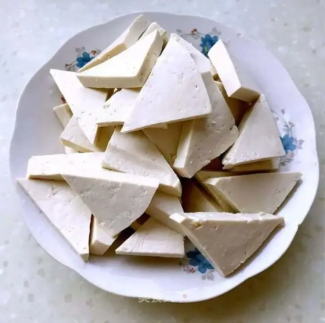 美味健康的家常菜肴：豆腐的做法大全