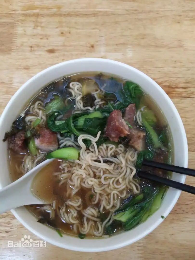 泉州地道的特色小吃洪濑酸菜面的做法介绍