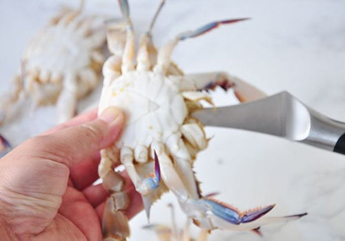 原汁原味清蒸梭子蟹制作流程分享给大家