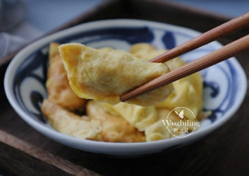 在家自己做蛋饺，孩子随时吃随时做，超级快捷