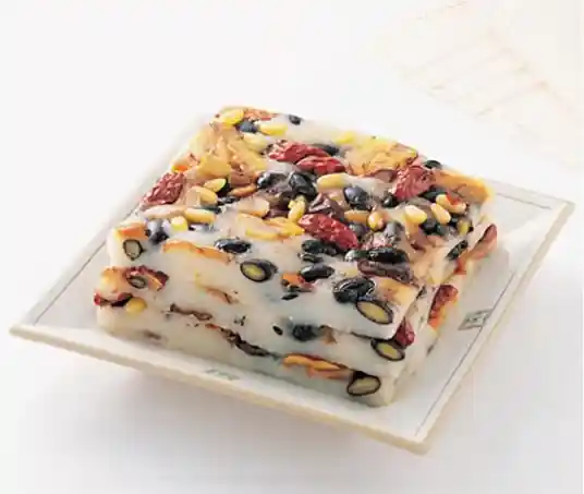 重阳糕的传统制作工艺，深受人们喜爱