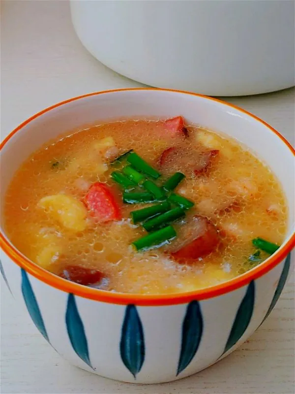 口味鲜美的海参疙瘩汤做法，一道滋补养生的经典汤品