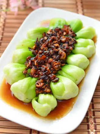 教你如何做出一盘色香味俱全的金蒜小油菜