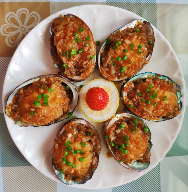 鲍鱼的做法，从挑选到烹饪，让你轻松掌握鲍鱼美食制作技巧