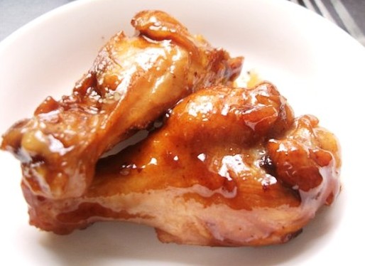嫩滑鲜美，味道正宗的可乐鸡翅怎么做？